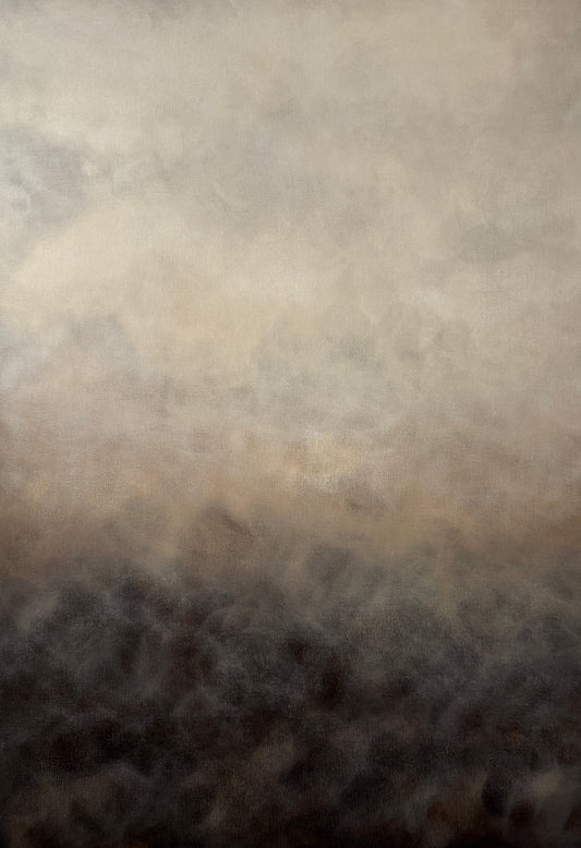 Närbild av en tavla med skiftningar i beige, brun och svart